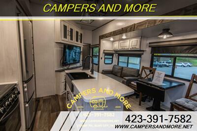 2022 Heartland BigHorn 37TB 5th Wheel   - Photo 2 - Bluff City, TN 37618
