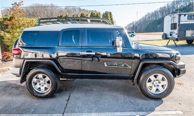 2008 Toyota FJ Cruiser   - Photo 1 - Bluff City, TN 37618