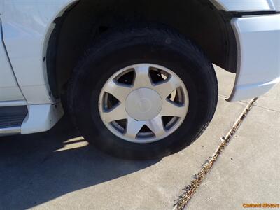 2002 Cadillac Escalade - Photo 11 - Stockton, CA 95205