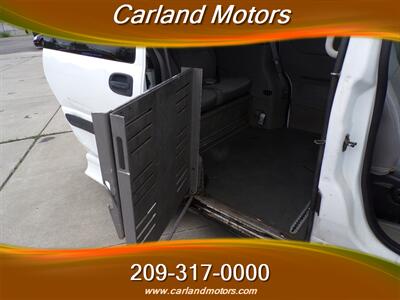 2002 Chevrolet Venture LS w/Wheel Chair Access   - Photo 34 - Stockton, CA 95205