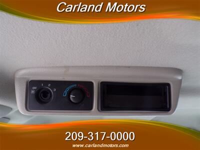 2002 Chevrolet Venture LS w/Wheel Chair Access   - Photo 24 - Stockton, CA 95205