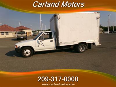 1992 Toyota Pick Up Box Truck Dually   - Photo 2 - Stockton, CA 95205