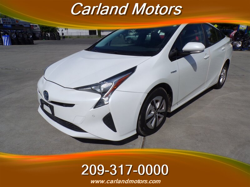2018 Toyota Prius Two   - Photo 1 - Stockton, CA 95205