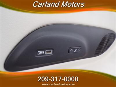 2018 Chrysler Pacifica Limited   - Photo 24 - Stockton, CA 95205