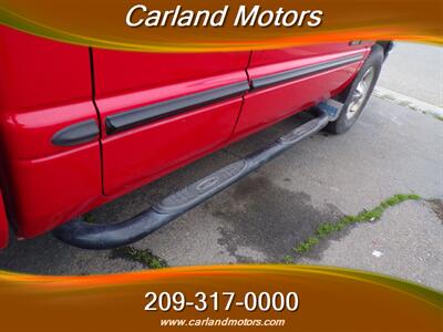 2001 Dodge Ram 1500 SLT   - Photo 16 - Stockton, CA 95205