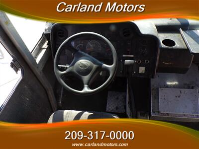 2009 Workhorse W42   - Photo 12 - Stockton, CA 95205