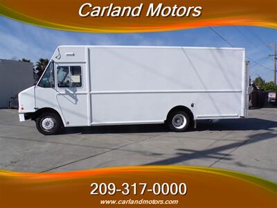 2009 Workhorse W42   - Photo 4 - Stockton, CA 95205