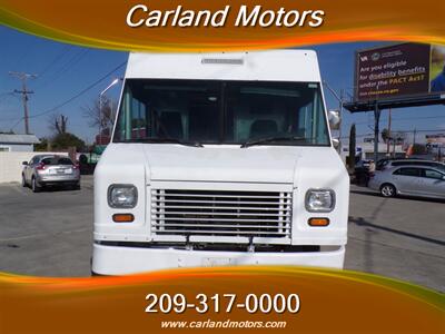 2009 Workhorse W42   - Photo 2 - Stockton, CA 95205