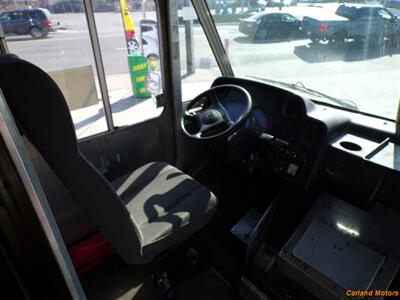 2009 Workhorse W42   - Photo 13 - Stockton, CA 95205