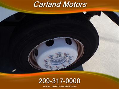 2009 Workhorse W42   - Photo 10 - Stockton, CA 95205