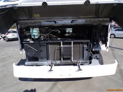 2009 Workhorse W42   - Photo 15 - Stockton, CA 95205