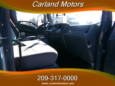 2021 Isuzu NRR Box Truck w/Lift   - Photo 26 - Stockton, CA 95205