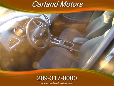 2019 Chevrolet Cruze LT - Photo 9 - Stockton, CA 95205