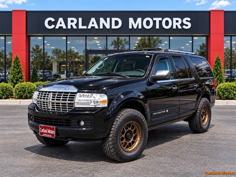 2011 Lincoln Navigator Ultimate L  