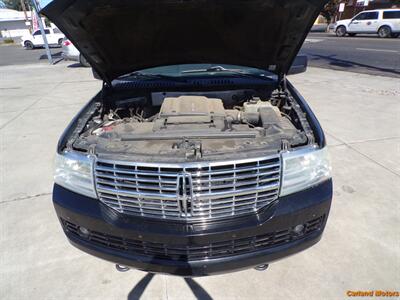 2011 Lincoln Navigator Ultimate L - Photo 12 - Stockton, CA 95205
