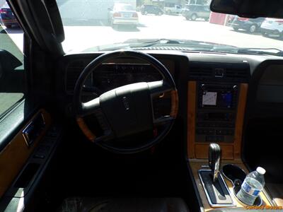 2011 Lincoln Navigator Ultimate L - Photo 19 - Stockton, CA 95205