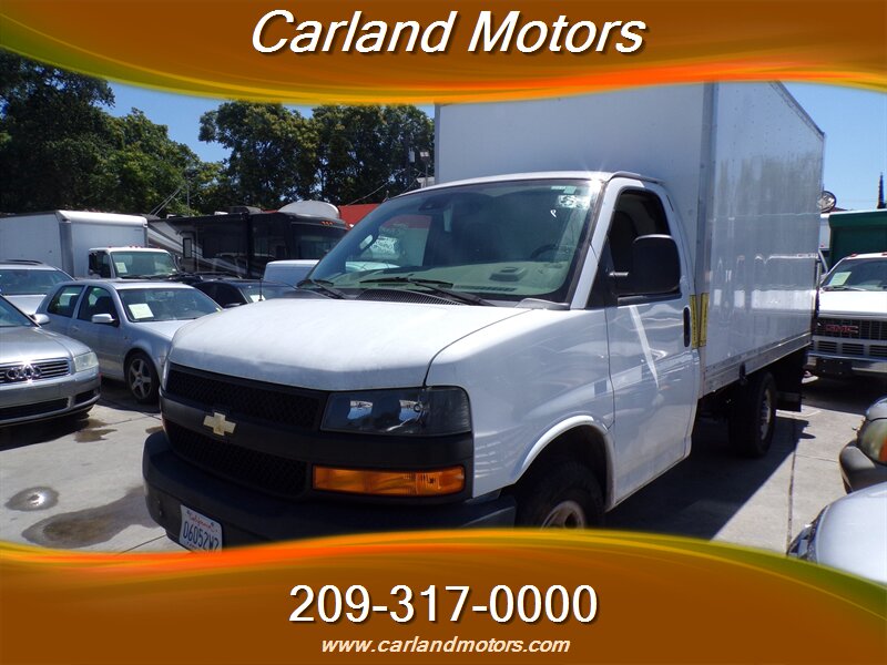 2019 Chevrolet Express CUTAWAY 3500 W/Liftgate   - Photo 1 - Stockton, CA 95205