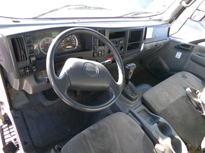 2014 Isuzu NPR HD - Photo 13 - Stockton, CA 95205