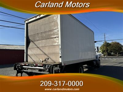 2000 GMC BOX TRUCK   - Photo 7 - Stockton, CA 95205