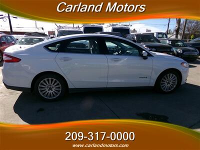 2014 Ford Fusion Hybrid S   - Photo 8 - Stockton, CA 95205
