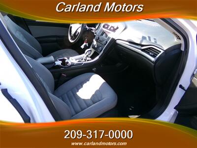 2014 Ford Fusion Hybrid S   - Photo 24 - Stockton, CA 95205