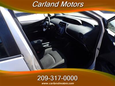 2018 Toyota Prius Two   - Photo 24 - Stockton, CA 95205