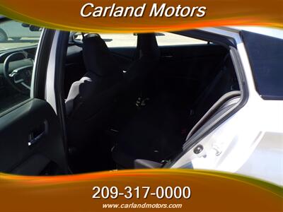 2018 Toyota Prius Two   - Photo 15 - Stockton, CA 95205