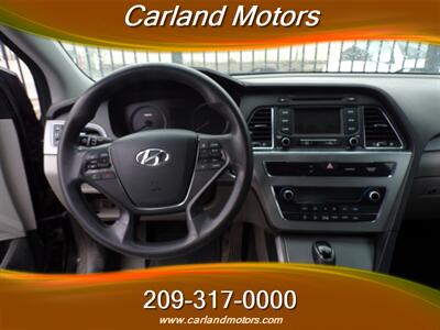 2016 Hyundai SONATA Hybrid SE - Photo 9 - Stockton, CA 95205