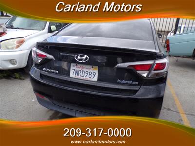2016 Hyundai SONATA Hybrid SE - Photo 4 - Stockton, CA 95205