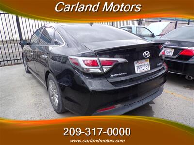 2016 Hyundai SONATA Hybrid SE - Photo 5 - Stockton, CA 95205