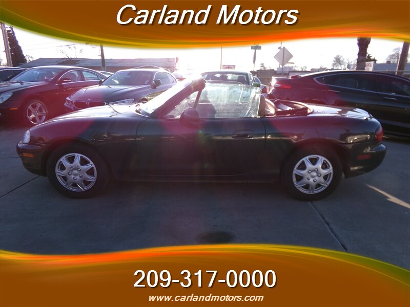 Used 1999 Mazda MX-5 Base with VIN JM1NB3533X0137447 for sale in Stockton, CA