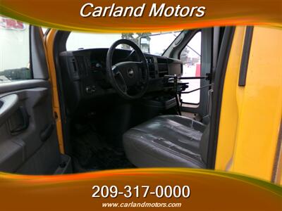 2009 Chevrolet Express 3500 BUS   - Photo 10 - Stockton, CA 95205