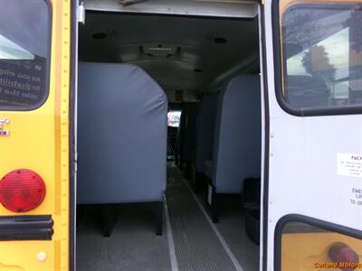 2009 Chevrolet Express 3500 BUS - Photo 13 - Stockton, CA 95205