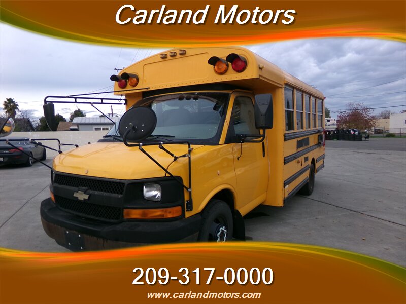 2009 Chevrolet Express G3500's photo
