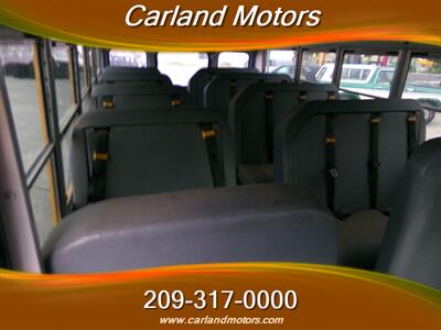 2009 Chevrolet Express 3500 BUS   - Photo 14 - Stockton, CA 95205