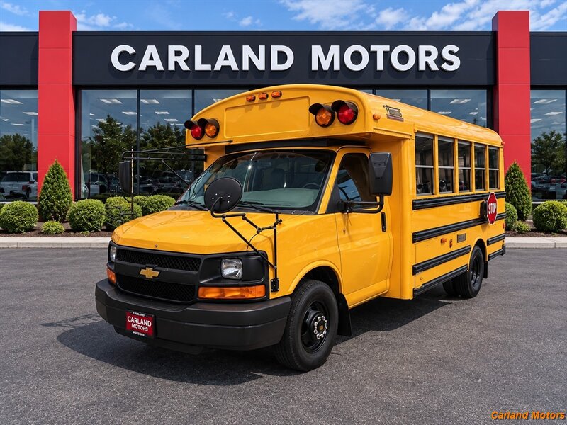 2009 Chevrolet Express 3500 BUS   - Photo 1 - Stockton, CA 95205