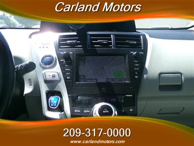 2013 Toyota Prius v Five Leather   - Photo 20 - Stockton, CA 95205
