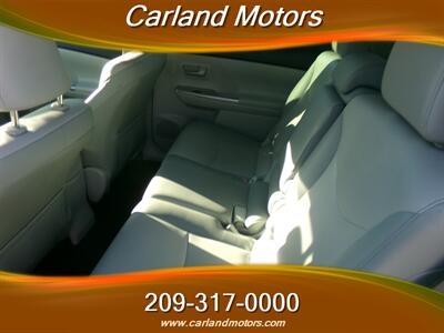 2013 Toyota Prius v Five Leather   - Photo 7 - Stockton, CA 95205