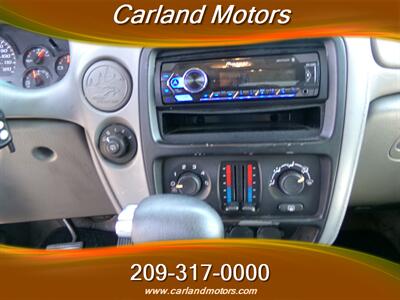 2005 Chevrolet TrailBlazer LS   - Photo 17 - Stockton, CA 95205