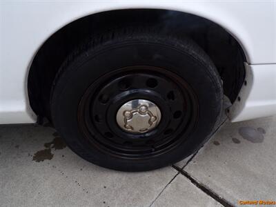 2010 Ford Crown Victoria Police Interceptor - Photo 9 - Stockton, CA 95205