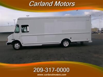 2001 WORKHORSE Delivery Truck   - Photo 4 - Stockton, CA 95205