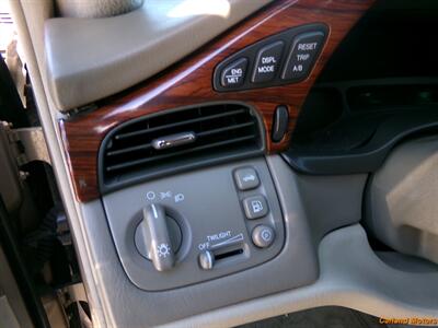 2002 Cadillac DeVille - Photo 19 - Stockton, CA 95205