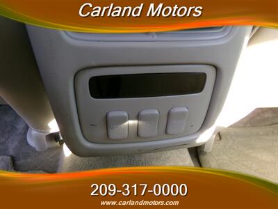 2002 Cadillac DeVille   - Photo 18 - Stockton, CA 95205