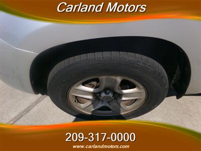 2011 Toyota RAV4 AWD   - Photo 9 - Stockton, CA 95205