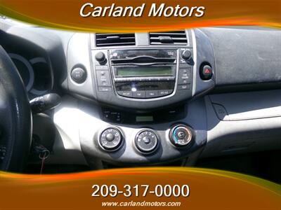 2011 Toyota RAV4 AWD   - Photo 17 - Stockton, CA 95205