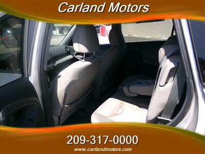 2011 Toyota RAV4 AWD   - Photo 14 - Stockton, CA 95205