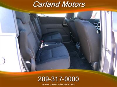 2008 Mazda Mazda5 Sport   - Photo 24 - Stockton, CA 95205