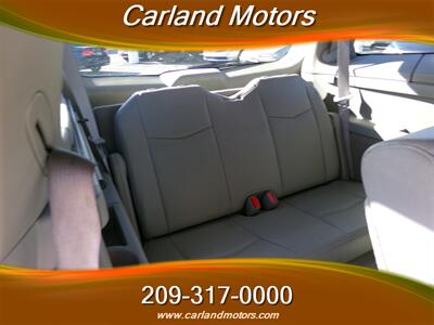 2008 Cadillac 3rd Row Seats V6   - Photo 17 - Stockton, CA 95205