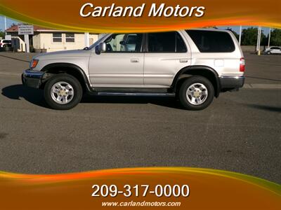 2000 Toyota 4Runner SR5   - Photo 2 - Stockton, CA 95205