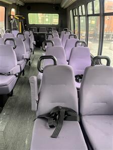 2007 Ford E-450 SD Shuttle Bus - Photo 16 - Stockton, CA 95205